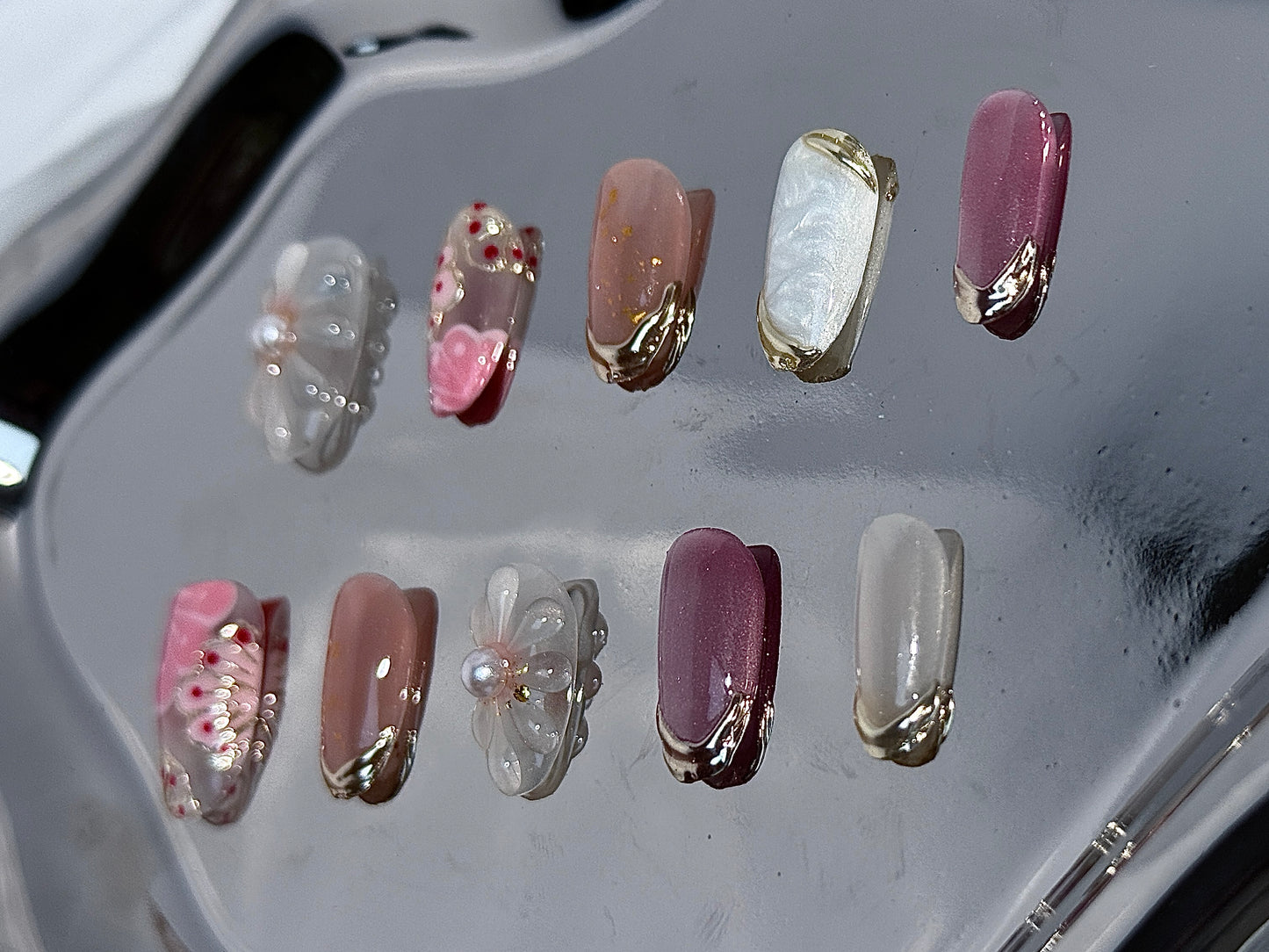 Hand-Painted Filigree Floral Design with Liquid Metal Accents – Reusable & Detachable Press-On Nails | Summer Nail