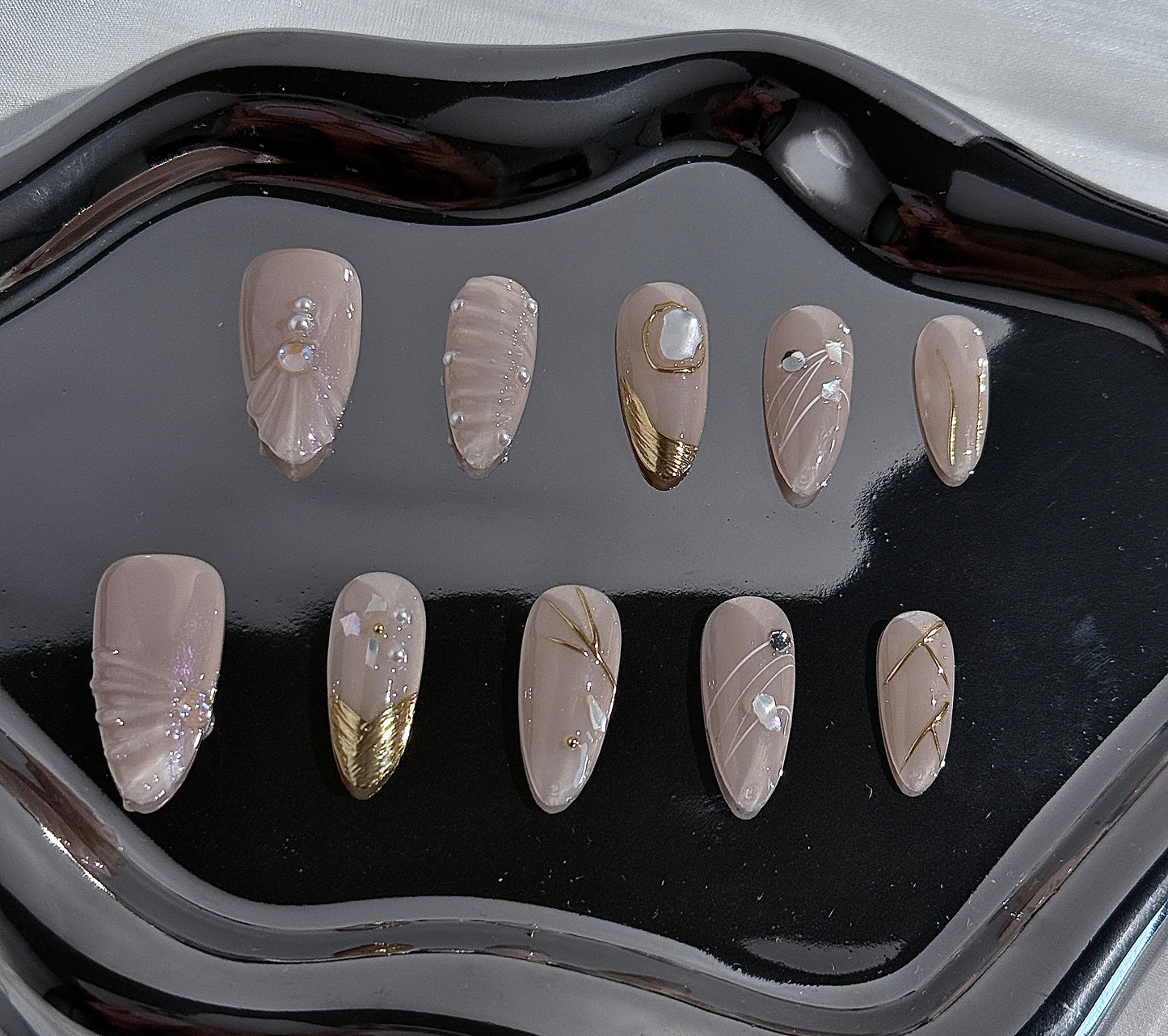 3D Gold French Ocean Press-On Nails | Pearl Shell Texture & Luxe Mermaid Vibes – Handmade & Reusable
